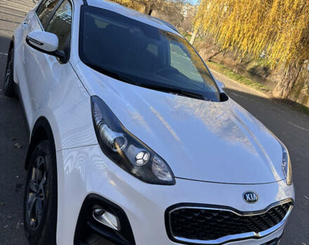 Білий Кіа Sportage, об'ємом двигуна 1.59 л та пробігом 69 тис. км за 17500 $, фото 44 на Automoto.ua