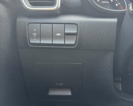 Білий Кіа Sportage, об'ємом двигуна 2.36 л та пробігом 47 тис. км за 17500 $, фото 11 на Automoto.ua