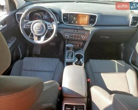Белый Киа Sportage, объемом двигателя 2.36 л и пробегом 132 тыс. км за 3200 $, фото 7 на Automoto.ua