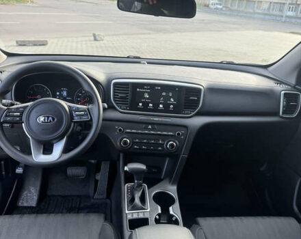 Білий Кіа Sportage, об'ємом двигуна 2.36 л та пробігом 47 тис. км за 17500 $, фото 13 на Automoto.ua