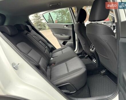 Білий Кіа Sportage, об'ємом двигуна 1.6 л та пробігом 84 тис. км за 20500 $, фото 43 на Automoto.ua
