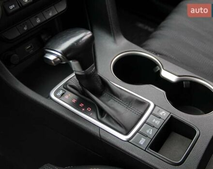 Белый Киа Sportage, объемом двигателя 1.6 л и пробегом 136 тыс. км за 18500 $, фото 22 на Automoto.ua