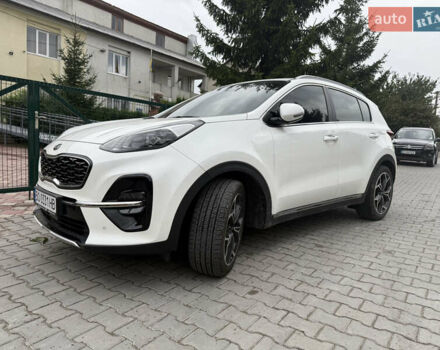 Білий Кіа Sportage, об'ємом двигуна 2 л та пробігом 94 тис. км за 24300 $, фото 4 на Automoto.ua