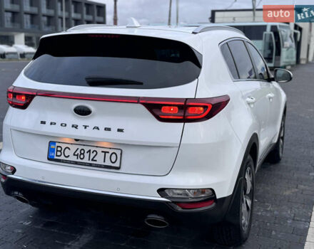 Білий Кіа Sportage, об'ємом двигуна 1.6 л та пробігом 49 тис. км за 18500 $, фото 21 на Automoto.ua