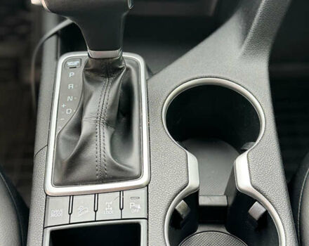 Білий Кіа Sportage, об'ємом двигуна 1.6 л та пробігом 80 тис. км за 21000 $, фото 22 на Automoto.ua