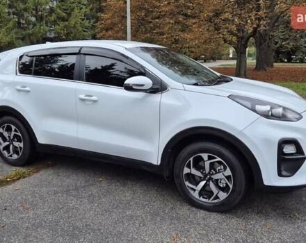 Белый Киа Sportage, объемом двигателя 1.59 л и пробегом 60 тыс. км за 17900 $, фото 2 на Automoto.ua