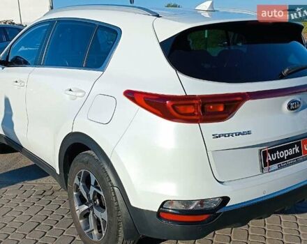 Білий Кіа Sportage, об'ємом двигуна 1.6 л та пробігом 93 тис. км за 18200 $, фото 4 на Automoto.ua