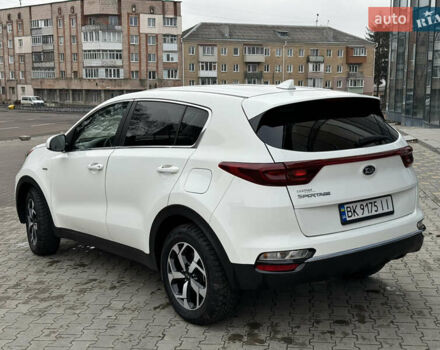 Белый Киа Sportage, объемом двигателя 2.36 л и пробегом 45 тыс. км за 17500 $, фото 15 на Automoto.ua