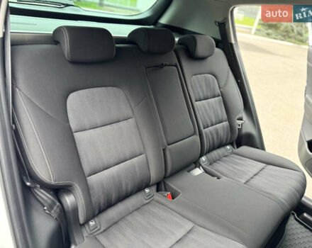 Белый Киа Sportage, объемом двигателя 1.6 л и пробегом 84 тыс. км за 19700 $, фото 39 на Automoto.ua