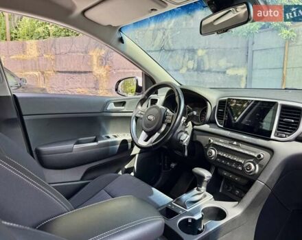 Киа Sportage 2020 в Харькове на Automoto.ua Белый Киа Sportage, объемом двигателя 1.6 л и пробегом 68 тыс. км за 21300 $, фото 11 на Automoto.ua