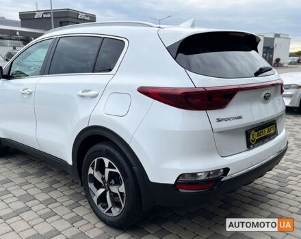 Кіа Sportage 2020 у Мукачеве на Automoto.ua Білий Кіа Sportage, об'ємом двигуна 1.6 л та пробігом 57 тис. км за 20999 $, фото 6 на Automoto.ua