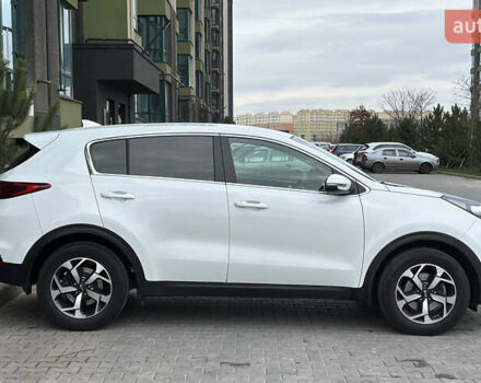 Белый Киа Sportage, объемом двигателя 1.59 л и пробегом 40 тыс. км за 19000 $, фото 4 на Automoto.ua
