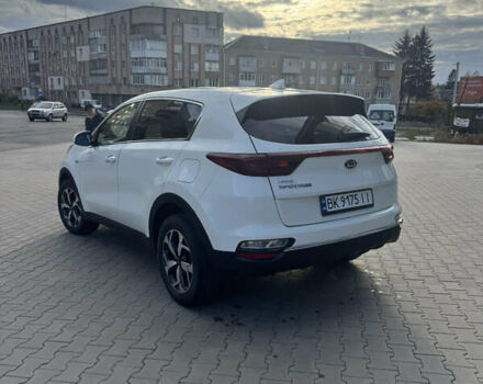 Белый Киа Sportage, объемом двигателя 2.36 л и пробегом 45 тыс. км за 17500 $, фото 2 на Automoto.ua