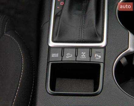 Белый Киа Sportage, объемом двигателя 1.6 л и пробегом 136 тыс. км за 18500 $, фото 21 на Automoto.ua