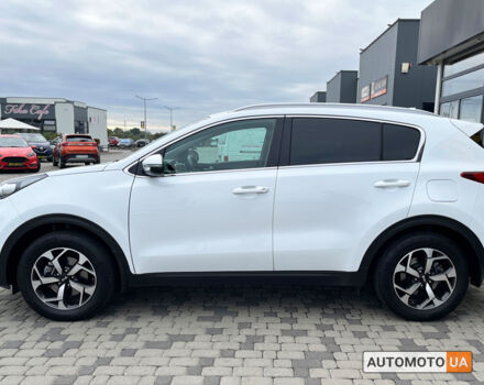 Кіа Sportage 2020 у Мукачеве на Automoto.ua Білий Кіа Sportage, об'ємом двигуна 1.6 л та пробігом 57 тис. км за 20999 $, фото 3 на Automoto.ua