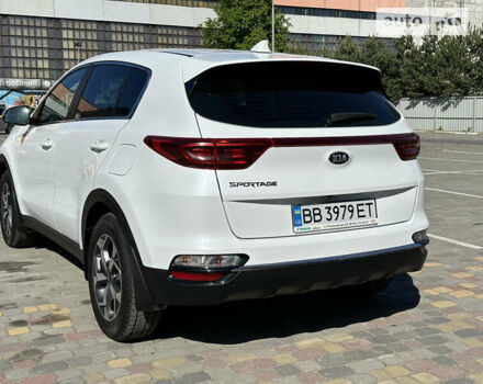 Білий Кіа Sportage, об'ємом двигуна 1.6 л та пробігом 48 тис. км за 18900 $, фото 33 на Automoto.ua