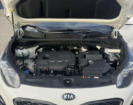 Белый Киа Sportage, объемом двигателя 2.36 л и пробегом 45 тыс. км за 17500 $, фото 8 на Automoto.ua