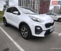 Киа Sportage 2020 в Киеве на Automoto.ua Белый Киа Sportage, объемом двигателя 1.59 л и пробегом 72 тыс. км за 17500 $, фото 1 на Automoto.ua