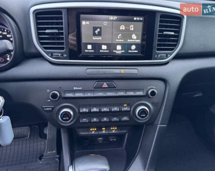 Білий Кіа Sportage, об'ємом двигуна 1.6 л та пробігом 49 тис. км за 18500 $, фото 50 на Automoto.ua
