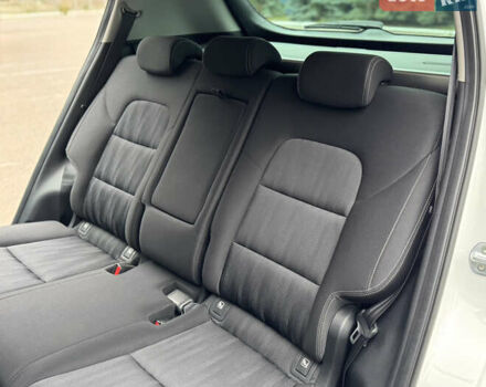 Белый Киа Sportage, объемом двигателя 1.6 л и пробегом 84 тыс. км за 19700 $, фото 33 на Automoto.ua