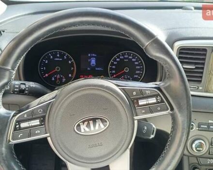 Білий Кіа Sportage, об'ємом двигуна 1.59 л та пробігом 50 тис. км за 19500 $, фото 63 на Automoto.ua