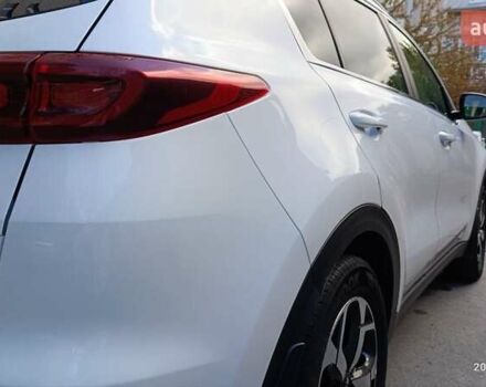Білий Кіа Sportage, об'ємом двигуна 1.59 л та пробігом 50 тис. км за 19500 $, фото 4 на Automoto.ua