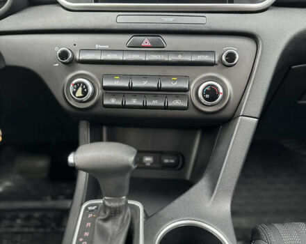 Белый Киа Sportage, объемом двигателя 1.59 л и пробегом 40 тыс. км за 19000 $, фото 10 на Automoto.ua