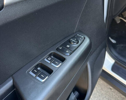 Білий Кіа Sportage, об'ємом двигуна 1.59 л та пробігом 69 тис. км за 17500 $, фото 41 на Automoto.ua