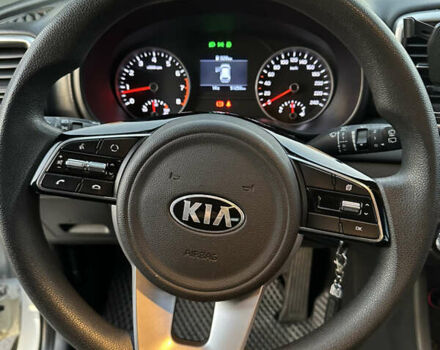 Белый Киа Sportage, объемом двигателя 1.6 л и пробегом 51 тыс. км за 17500 $, фото 13 на Automoto.ua
