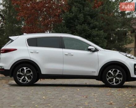 Белый Киа Sportage, объемом двигателя 1.6 л и пробегом 136 тыс. км за 18500 $, фото 10 на Automoto.ua