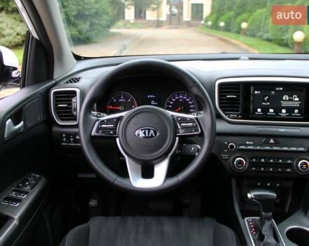 Белый Киа Sportage, объемом двигателя 1.6 л и пробегом 136 тыс. км за 18500 $, фото 25 на Automoto.ua
