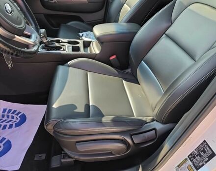 Белый Киа Sportage, объемом двигателя 2.4 л и пробегом 37 тыс. км за 12600 $, фото 7 на Automoto.ua