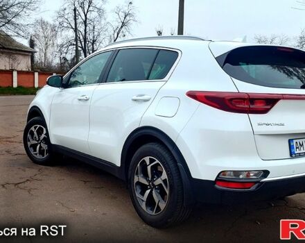 Белый Киа Sportage, объемом двигателя 1.6 л и пробегом 22 тыс. км за 20900 $, фото 1 на Automoto.ua