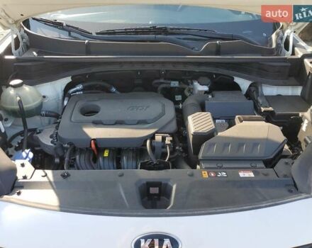 Белый Киа Sportage, объемом двигателя 2.4 л и пробегом 107 тыс. км за 4300 $, фото 10 на Automoto.ua