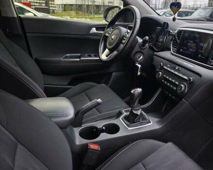 Киа Sportage 2020 в Киеве на Automoto.ua Белый Киа Sportage, объемом двигателя 1.59 л и пробегом 72 тыс. км за 17500 $, фото 8 на Automoto.ua