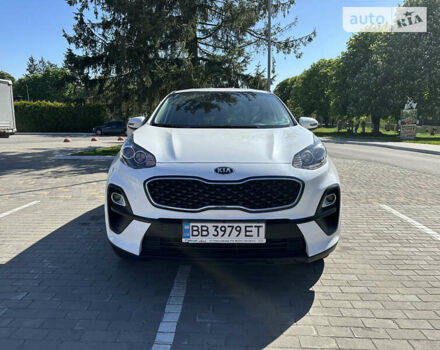 Белый Киа Sportage, объемом двигателя 1.6 л и пробегом 48 тыс. км за 18900 $, фото 78 на Automoto.ua