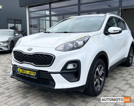 Кіа Sportage 2020 у Мукачеве на Automoto.ua Білий Кіа Sportage, об'ємом двигуна 1.6 л та пробігом 57 тис. км за 20999 $, фото 2 на Automoto.ua