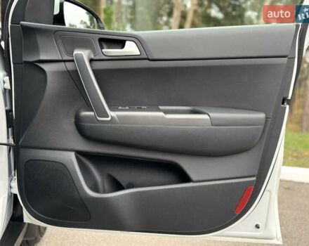 Белый Киа Sportage, объемом двигателя 1.6 л и пробегом 84 тыс. км за 19700 $, фото 43 на Automoto.ua