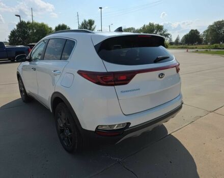 Білий Кіа Sportage, об'ємом двигуна 2.4 л та пробігом 43 тис. км за 13000 $, фото 4 на Automoto.ua