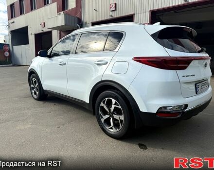 Белый Киа Sportage, объемом двигателя 16 л и пробегом 104 тыс. км за 21000 $, фото 1 на Automoto.ua
