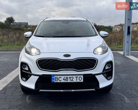 Білий Кіа Sportage, об'ємом двигуна 1.6 л та пробігом 49 тис. км за 18500 $, фото 4 на Automoto.ua