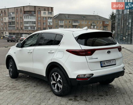 Білий Кіа Sportage, об'ємом двигуна 2.36 л та пробігом 47 тис. км за 17500 $, фото 31 на Automoto.ua