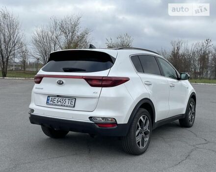 Белый Киа Sportage, объемом двигателя 2.4 л и пробегом 5 тыс. км за 24500 $, фото 8 на Automoto.ua