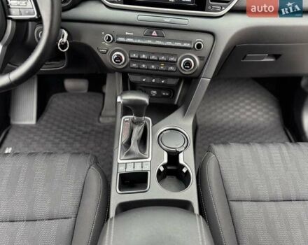 Білий Кіа Sportage, об'ємом двигуна 1.6 л та пробігом 84 тис. км за 20500 $, фото 31 на Automoto.ua