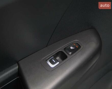 Белый Киа Sportage, объемом двигателя 1.6 л и пробегом 136 тыс. км за 18500 $, фото 11 на Automoto.ua