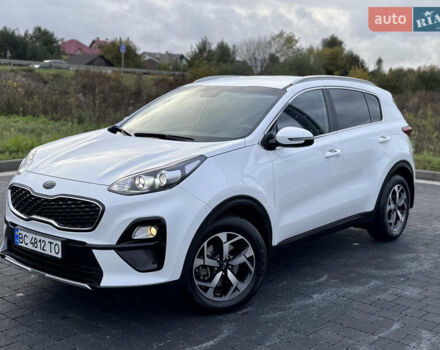 Білий Кіа Sportage, об'ємом двигуна 1.6 л та пробігом 49 тис. км за 18500 $, фото 2 на Automoto.ua