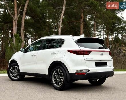 Білий Кіа Sportage, об'ємом двигуна 1.6 л та пробігом 84 тис. км за 20500 $, фото 20 на Automoto.ua