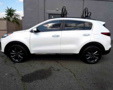 Білий Кіа Sportage, об'ємом двигуна 2.4 л та пробігом 45 тис. км за 13000 $, фото 3 на Automoto.ua