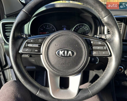 Білий Кіа Sportage, об'ємом двигуна 1.59 л та пробігом 69 тис. км за 17500 $, фото 24 на Automoto.ua