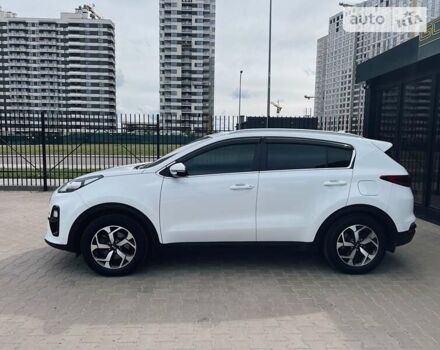 Белый Киа Sportage, объемом двигателя 1.6 л и пробегом 43 тыс. км за 23999 $, фото 3 на Automoto.ua